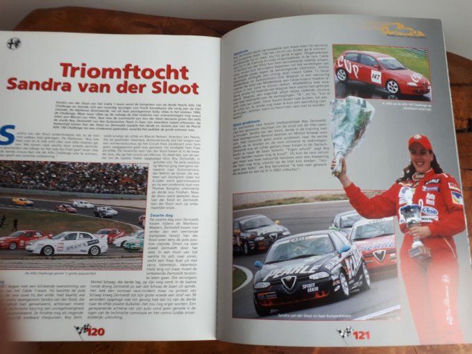 Livre sur les voitures Formule 1