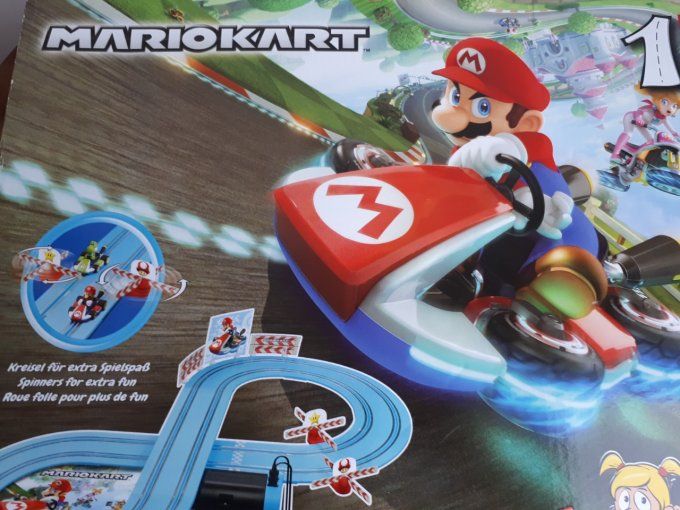 Circuit automobile mario cart neuf