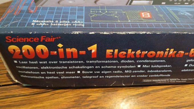 Jeux électronique 200 en 1 Tandy science fair