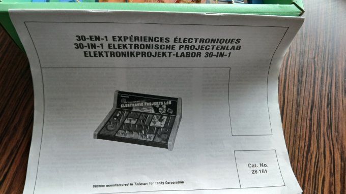 Science fait tandy jeux électronique 30 en 1