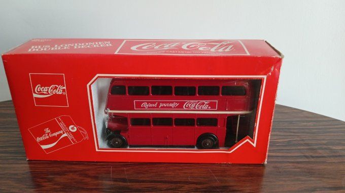 Bus london coca cola Solido neuf en boite