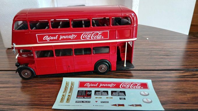 Bus london coca cola Solido neuf en boite