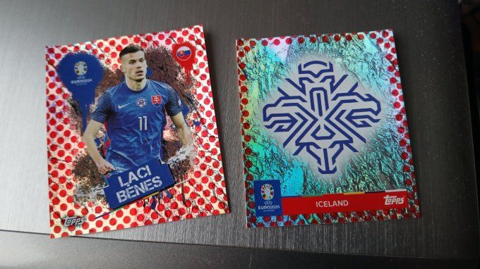 TOPSS SPECIAL STICKER VARIANTE CADRE POIS ROUGE euro 2024