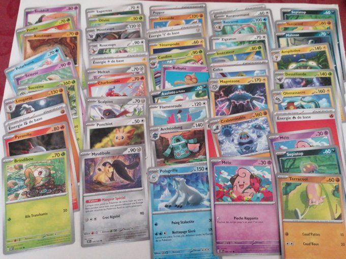 Lot par 50 carte Pokemon