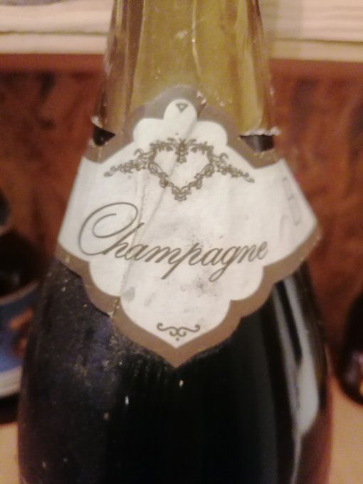 bouteille de champagne cuvé des mariés 1993