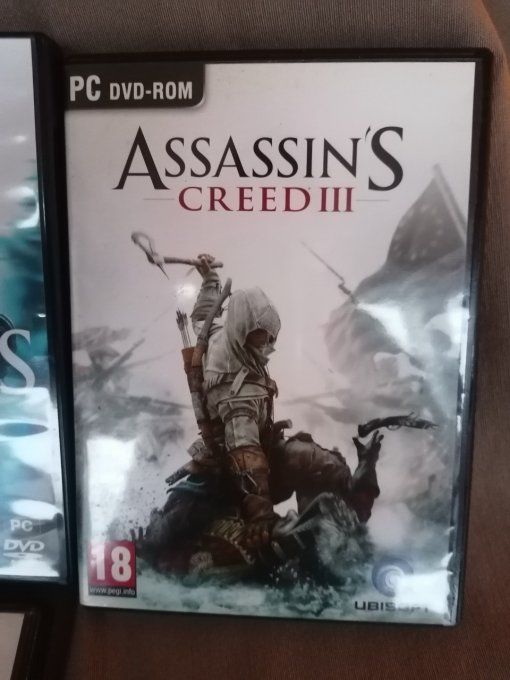 4 Jeux video Pc CD rom windows assasins creed