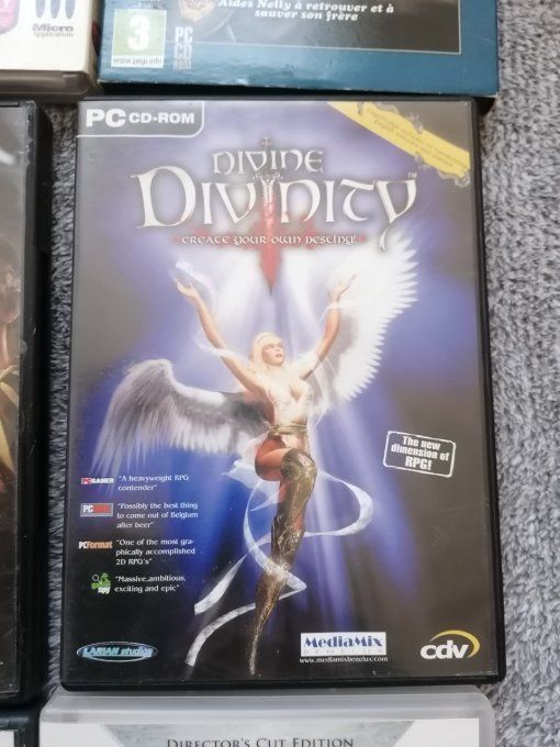 10 jeux Pc cd rom diffèrent