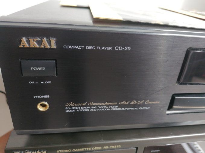 Akai CD 29 player CD