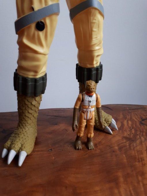 grand personnage Bossk 45cm 