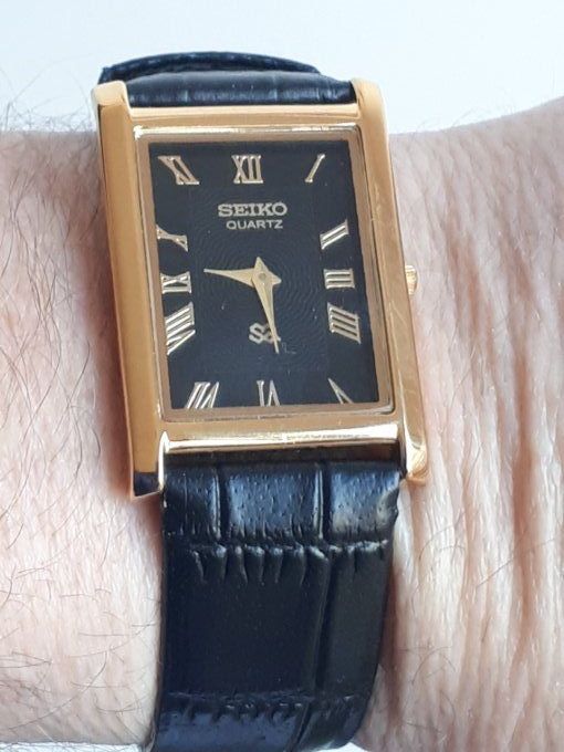 Montre dame seiko quartz S2