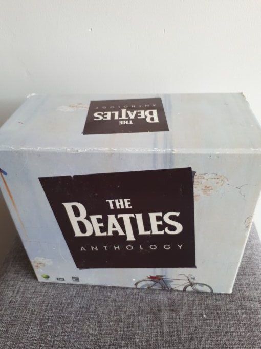 coffret 8 VHS les beatles