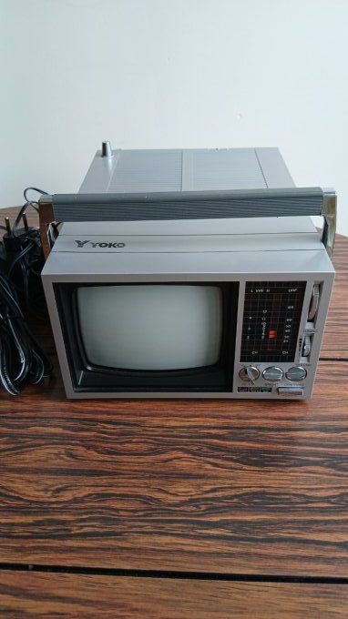 Tv portable vintage YOKO 1980 neuf en boite