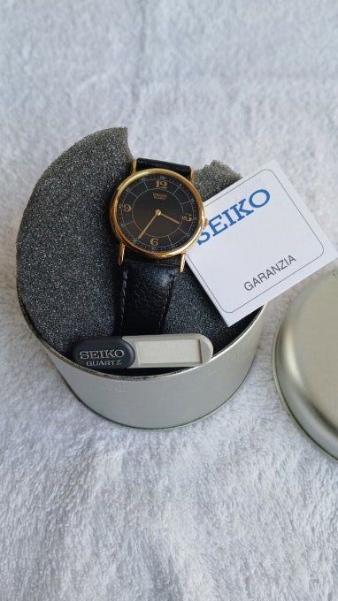 montre homme  seiko calendrier noir