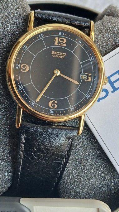 montre homme  seiko calendrier noir