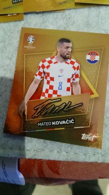 TOPSS SPECIAL STICKER SP Gold AVEC  signature euro 2024