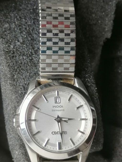 Montre seiko sapphire 100m