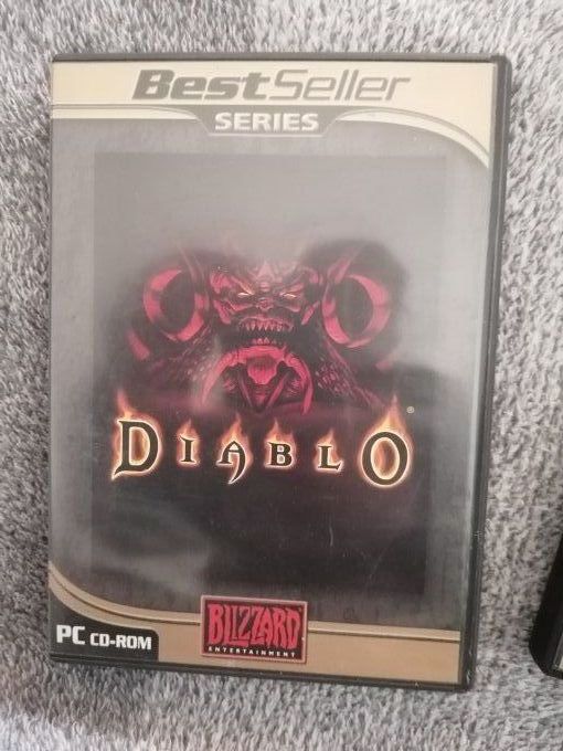 7 jeux Pc cd rom Diablo