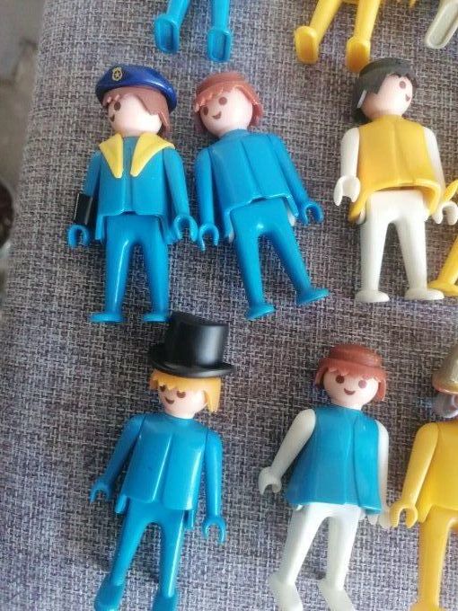 30 personnages Playmobil 1975