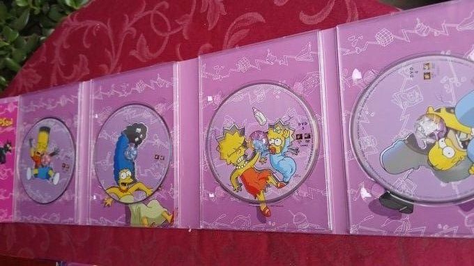 dvd serie 1 à 5  simpson 