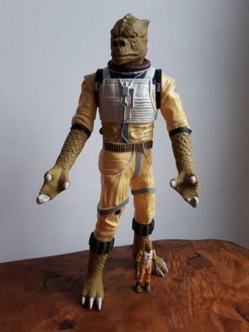 grand personnage Bossk 45cm 