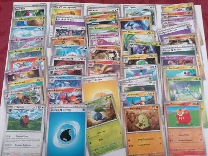 Lot par 50 carte Pokemon